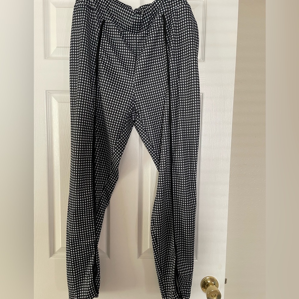 Stretchy pants